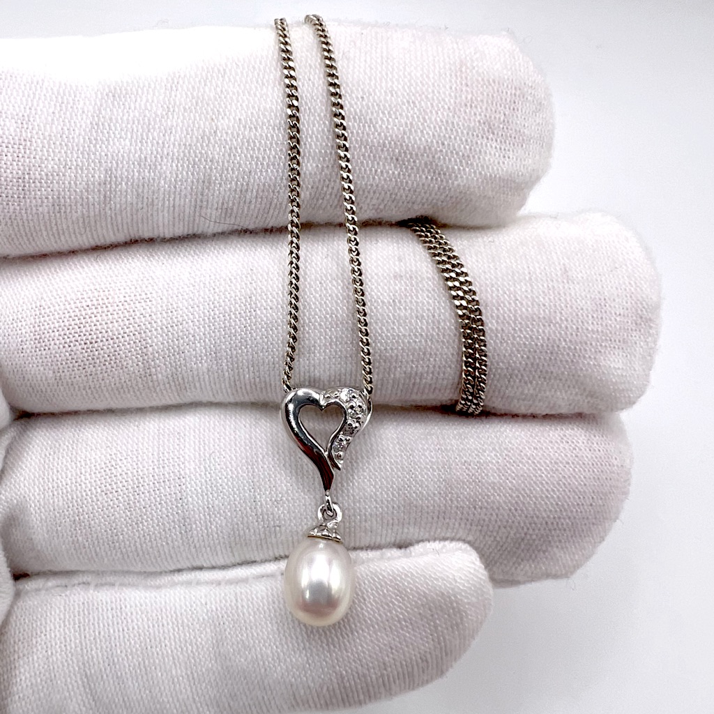 .925 Sterling Silver Cz Heart Accented Freshwater Pearl Necklace